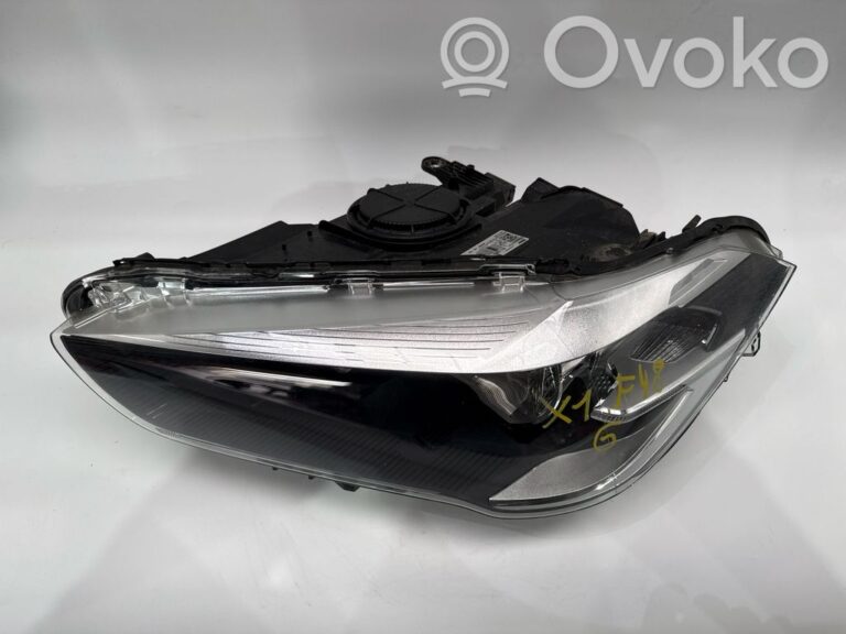 2f0cd039cd72a7ef40d2be7041b88f8e-7537af18906392481272d9420ec39868_headlight_headlamp