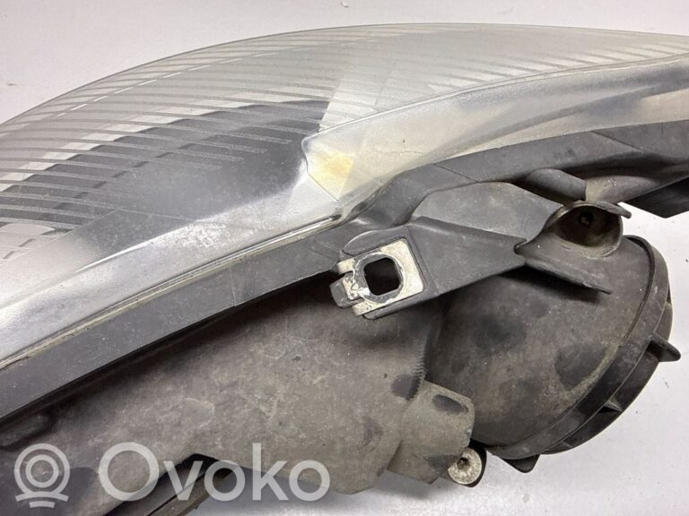 375af40078e392497368bf2fdd7d539e-2bee81358c8a472e187882456d9057e1_headlight_headlamp