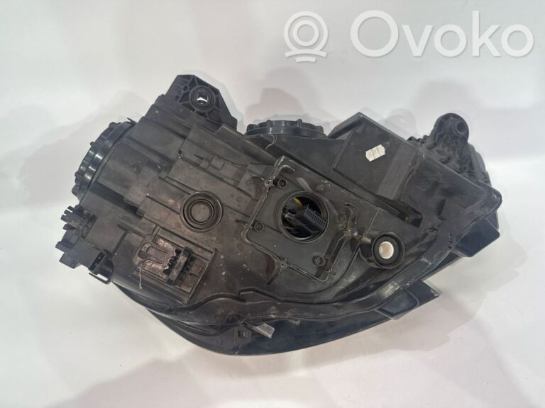 436ed3e2716fa8bee60c3bbcecfdd49a-e320229785fa5ce3bbbcb8316e796e02_headlight_headlamp