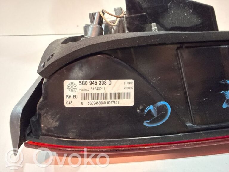 5e5b200cd8409abedd873ca7c6f31164-cb8256c03c584312ceb9e2ec59e8226a_tailgate_rear_tail_lights