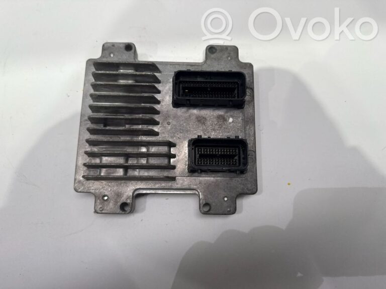 64f93ea38387325b9cf62887f228148b-3e1a344de63b51bf47938a4277894997_calculateur_moteur_ecu