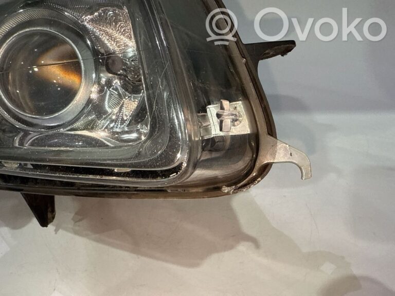 6801f6db3049ec28e71d63618bf2438b-79b3ed44d1836a6e70e21bb8a64bd1e3_headlight_headlamp