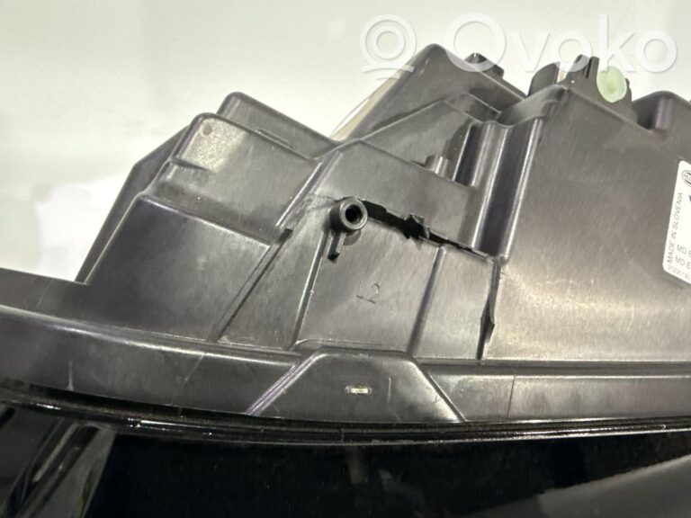 74a938e020294e3aba6f18e1687ef9eb-d4e860e8ad039e59fa9403219e5a51bd_headlight_headlamp