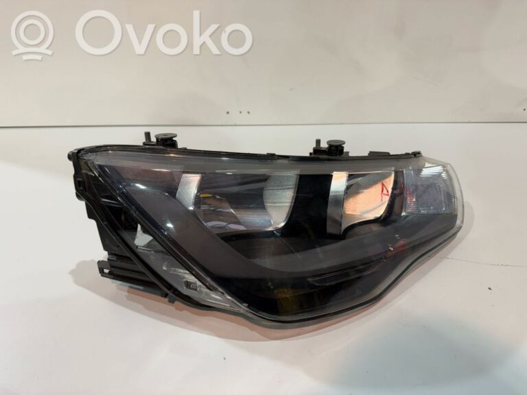 781a5508d18328fcd5574e8b5002ff8f-f98da15ac6c2a7fdc4e04328691e48f2_headlight_headlamp