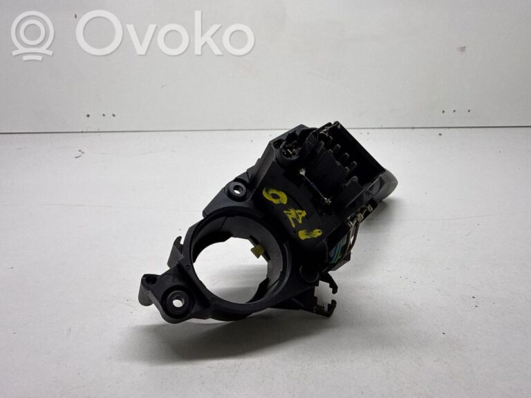 88a7f19f587dab6e26ac7669c5fe764b-8ebb429d5924ad25c2675b31b8286ab9_wiper_control_stalk