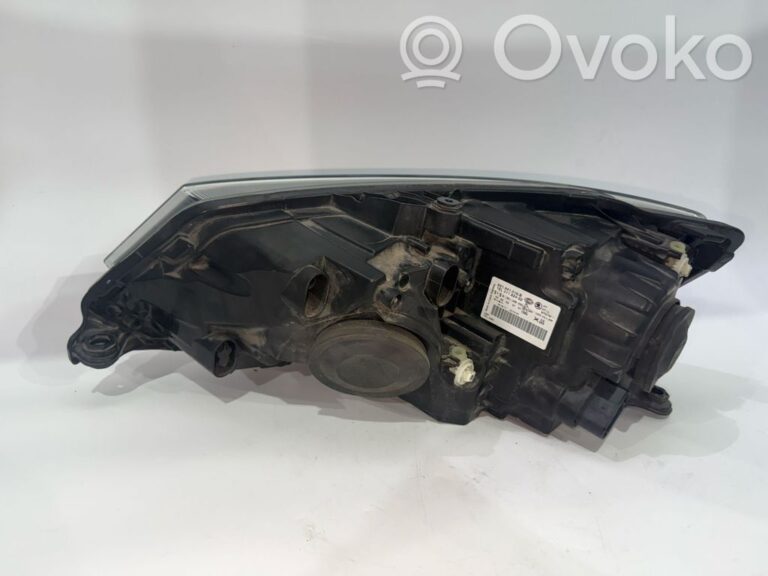 bcf99cfcf06d2fcc809b07fb022a8c07-081fb85962244915a2afff5f42200978_headlight_headlamp