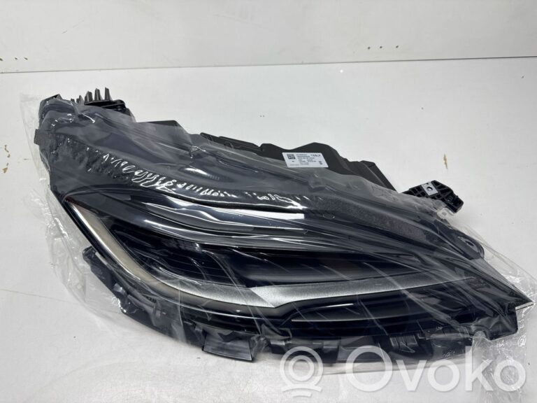 d3d56a19ae5e44e9800f5940c0c8f9a5-9ddba1c5e592c67f26cc66cbd005fd90_headlight_headlamp