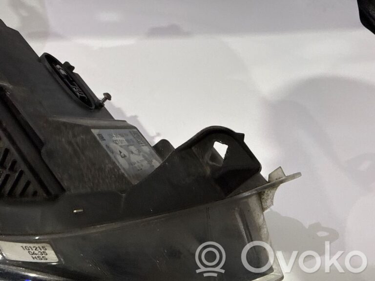 d5c8b77510ffd680938c46b786f2fefb-25c0f2a4114027f6db823d6407fa9886_headlight_headlamp