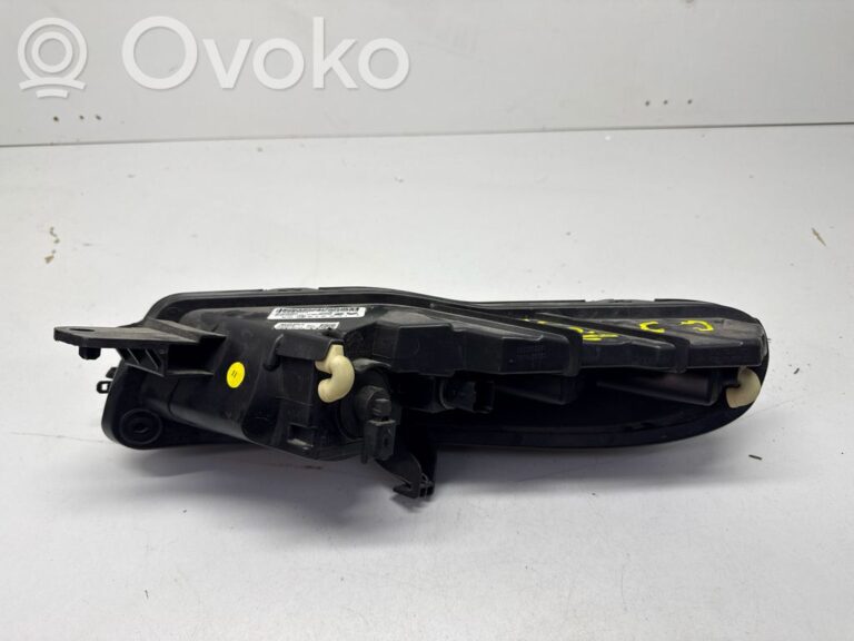 e2c619e5e067e8a3b60bae1a74029805-633df876488296d1da233a0e3bab86e7_headlight_headlamp