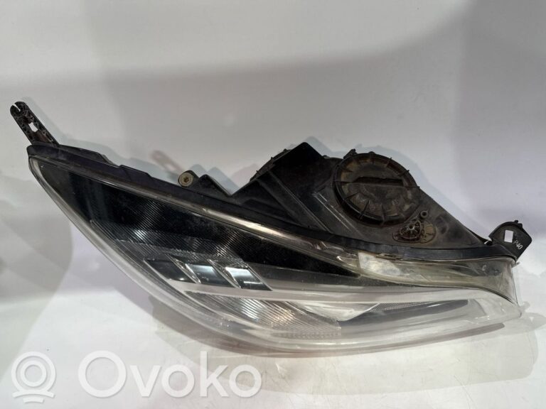 e39d98939932bf5e3dc488565ab81473-2af27db7e536e149b61dcc9b6862a930_headlight_headlamp