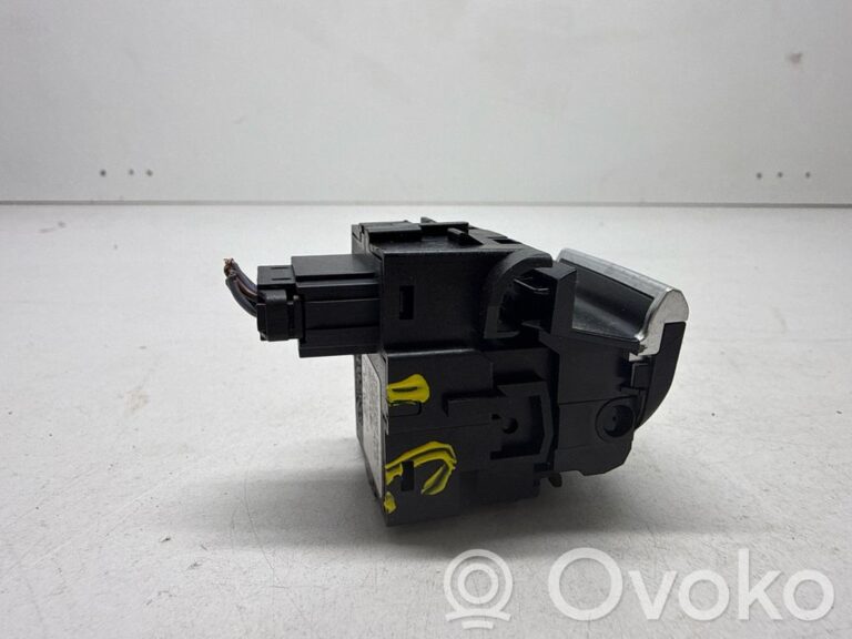 f457bd6746c5f3a4d8a7fca97306aa94-517fc5cf9173d6ecbd909ac3ba2dea5f_hand_parking_brake_switch