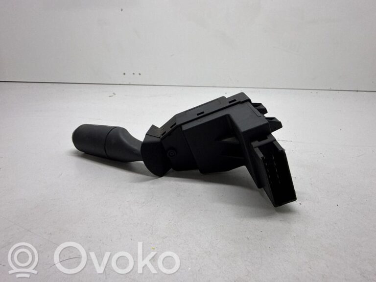 059ec8b48efd96918f8bd039c99bf4fb-b64afddf7e752313fe93f9cd4b7ce654_wiper_control_stalk