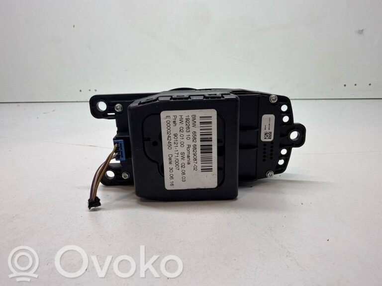 31a96e7ad15254419827c244c1c61c1f-48ee6fca1b48eaa4600f8c46090f5b98_head_unit_multimedia_control