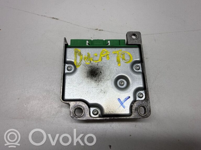 4a444041748b38759b9cd99085c52171-685f06e7537b0dc65088620bf36714d7_windshield_windscreen_camera
