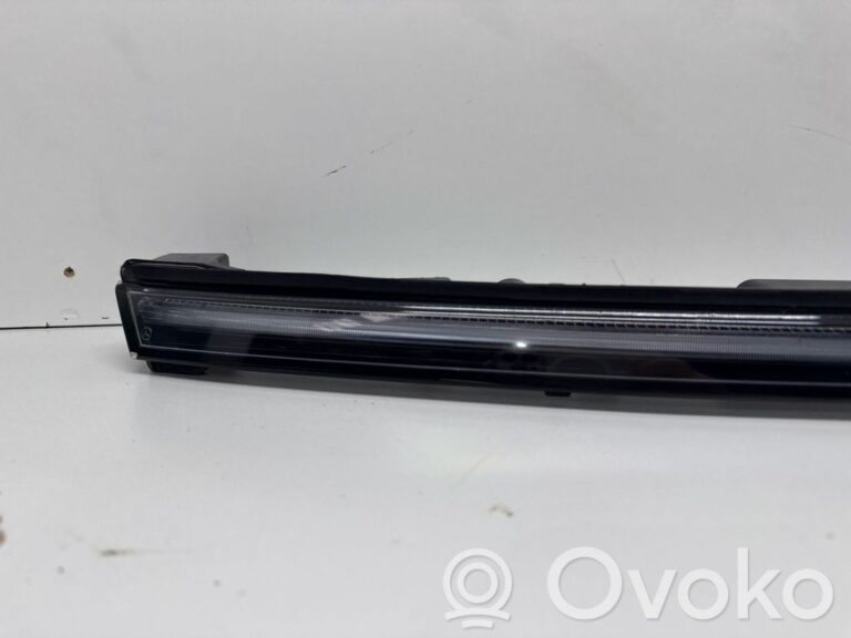 5898624a3448eacc93d1c346e4e85004-d784c256ff916b09d257ab13f37c0074_headlight_headlamp