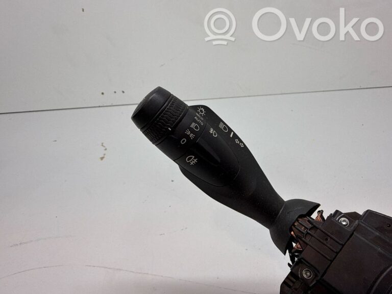 72e817c57bca1ffafdbeff21e7218b5d-1921ea6559cdad858aa521bd84989e72_wiper_turn_signal_indicator_stalk_switch