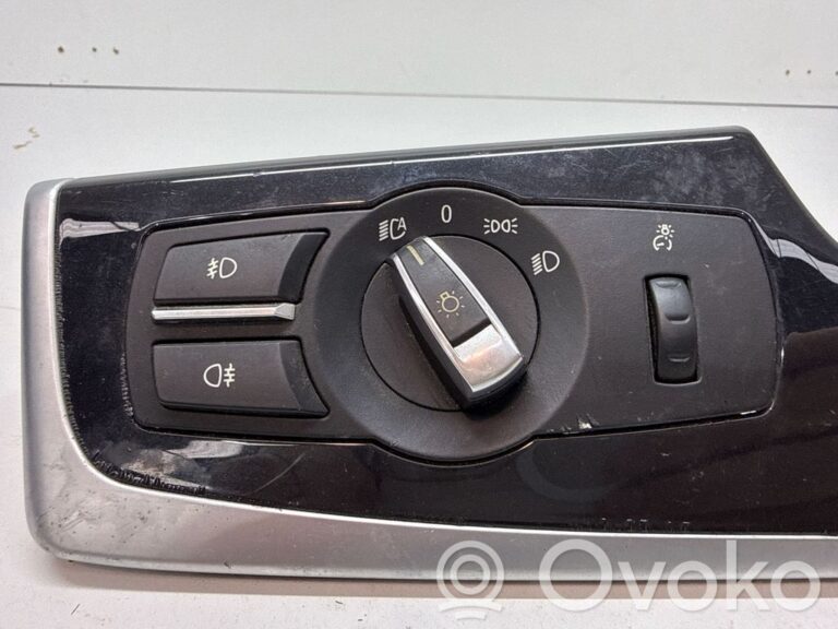 7bdf1571b3fdf11eaa64370e39722c98-493285eaa4c27acbe00cc436185ae22a_light_switch