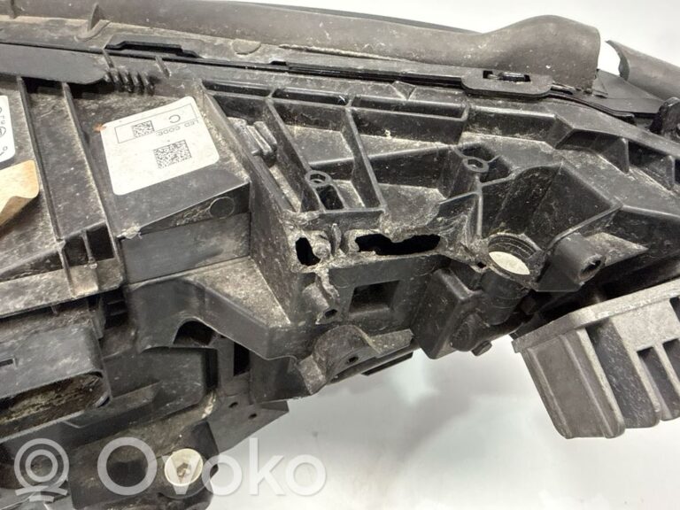 a65e04915119c378d8c3acbd5a9e7d20-1042d9e021966a89802d5355fc544ead_headlight_headlamp