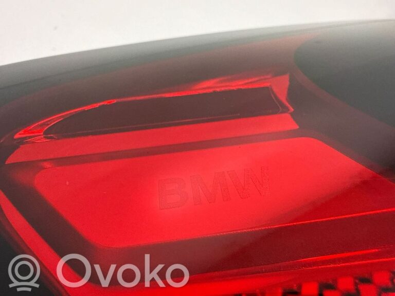 b2ca1eedeafc6dae3e2517a67560fcac-b760ea180fc741a5c6b679c09b086e97_rear_tail_lights