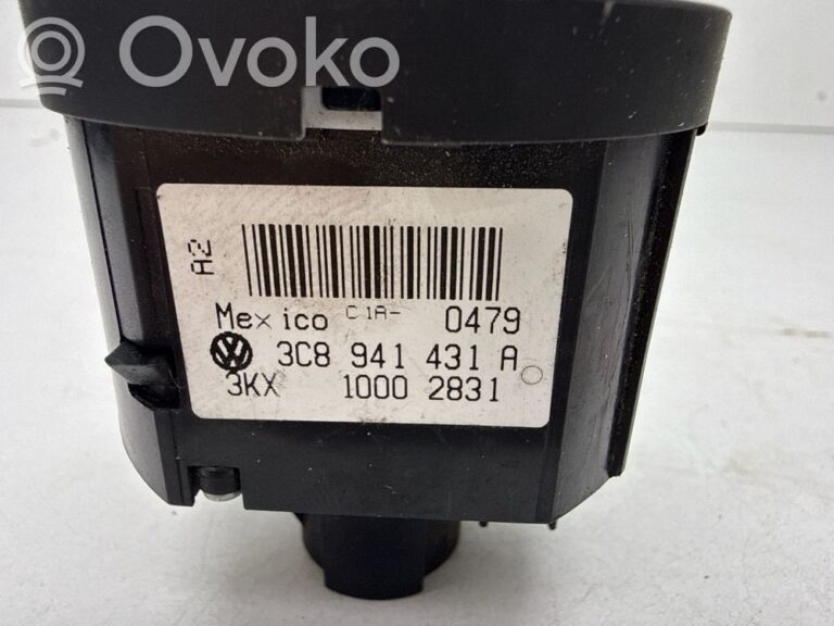c435f9b534cdff6092068f9c79a343e4-20cb3e56eb5fc36e0395f51f7af4eb57_light_switch