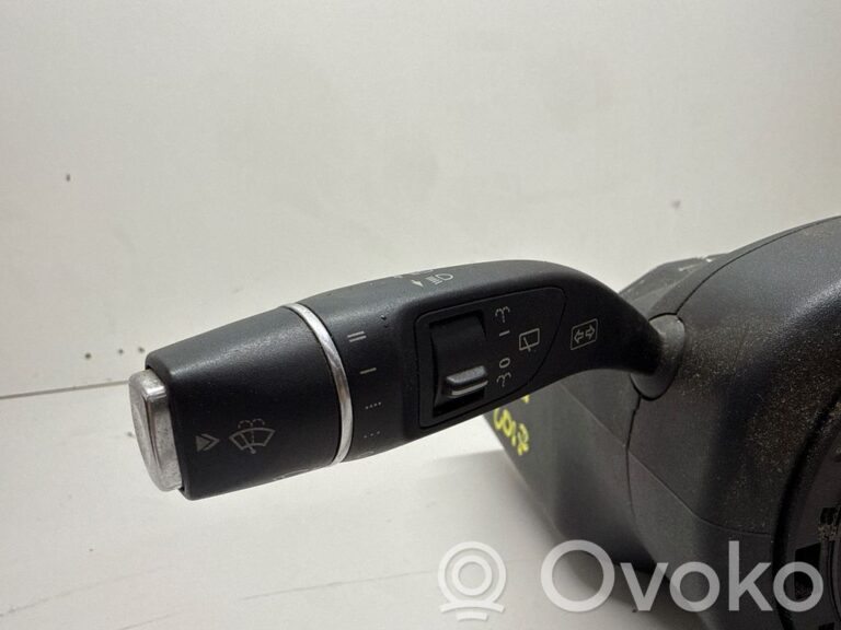 d154b4a0c9bdd8bff5bd94adb4d3c6a8-115c2b663d8bd5c067b24d82a304c54e_steering_wheel_column_trim