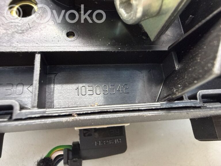 f4396758e60eb2ee552cf8234ee03e06-cce13151bfe6fb84496577c1a0672c1e_wiper_turn_signal_indicator_stalk_switch