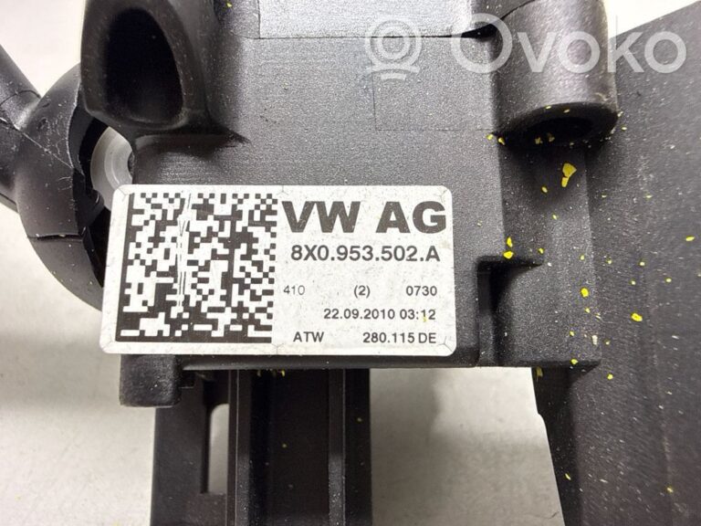 070ee9122eb1ae83fb8174e8127b5205-126ac26002e7a139632db49256c4d767_wiper_turn_signal_indicator_stalk_switch