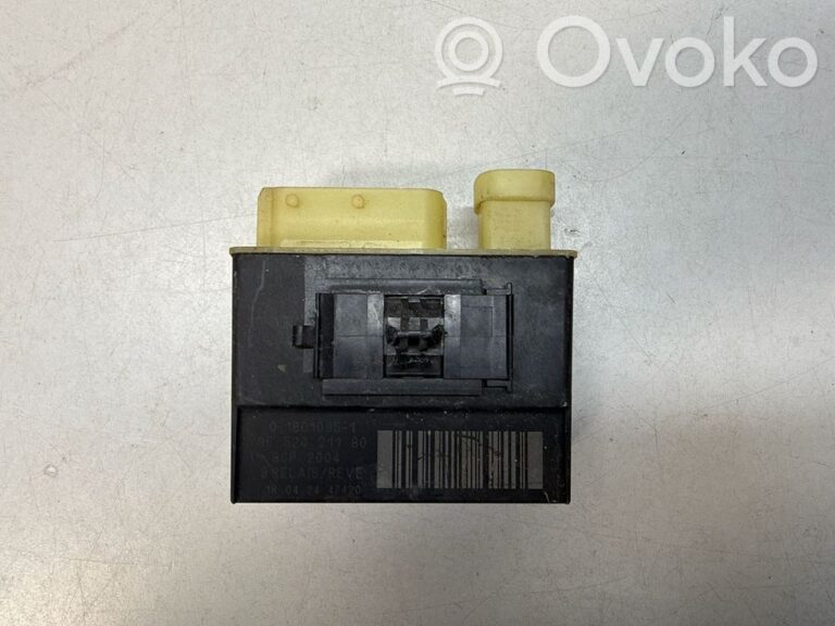 10b62d44670001c617e558126b635469-0fca39661bf1e69939399e5bdb2efa1f_glow_plug_pre_heat_relay
