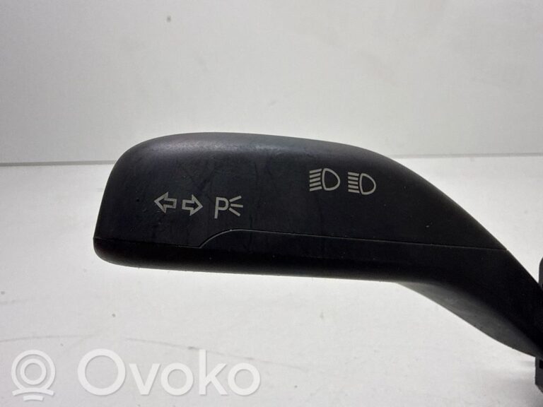 16c5ed5f29f316232db26894c42dab2f-799db97a6cc7a186348656630792dc28_wiper_turn_signal_indicator_stalk_switch