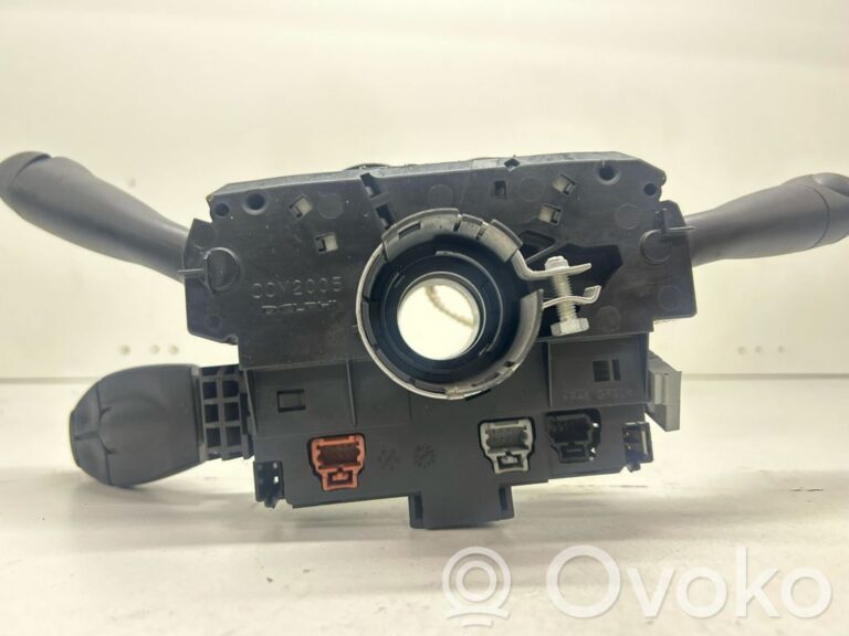 1c4d67708385b91c9380d99fba8e7762-e074ace293c4ff85a53c23fc86ab682a_wiper_turn_signal_indicator_stalk_switch