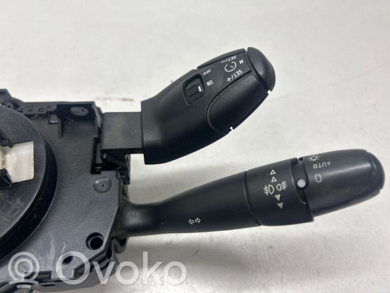 1e51a47a5d5b280badc562536de8aed0-9116c26751d1fe3ae572e19ae624d78b_light_switch
