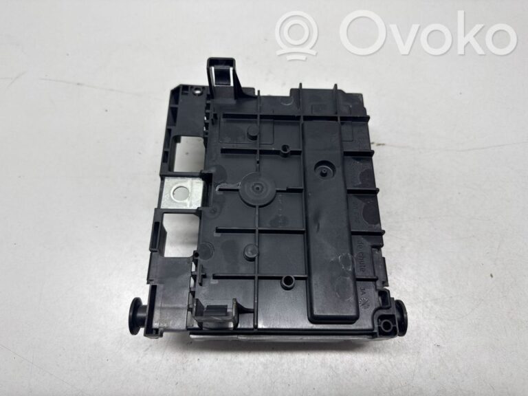 21de88d87997ed02f243be839b3c917f-704b9759d021164f0005ff6f8ca80bb8_fuse_box_set