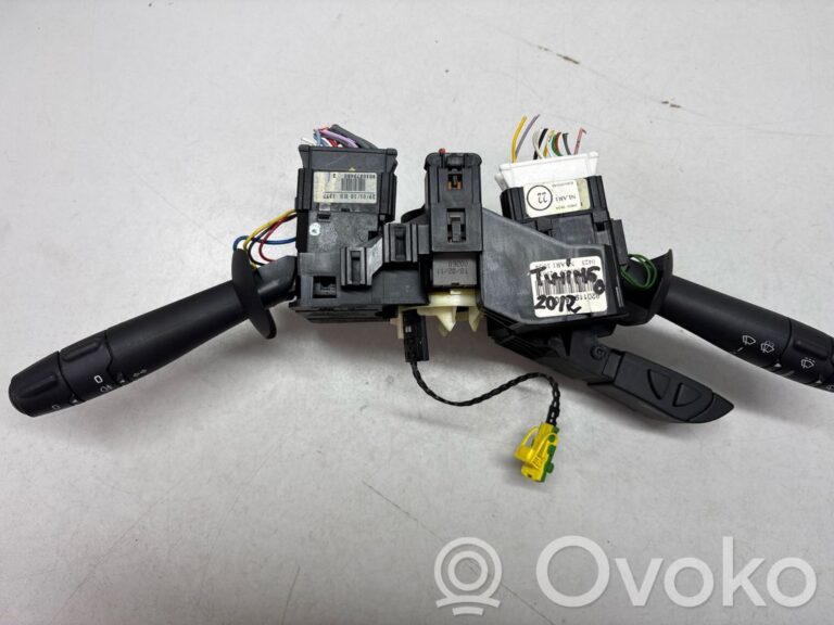 2a82db8a4a3436ef4b4af50a86f79fc6-30ab543eb7e9229b4c19bbfd654c60b6_wiper_turn_signal_indicator_stalk_switch