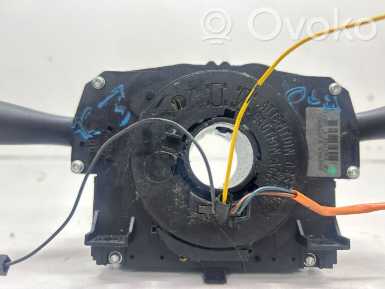 2e088e6c070ae3545280c4abafc8599b-dc3e3e2186ad4049835cc0e248ccf919_light_switch