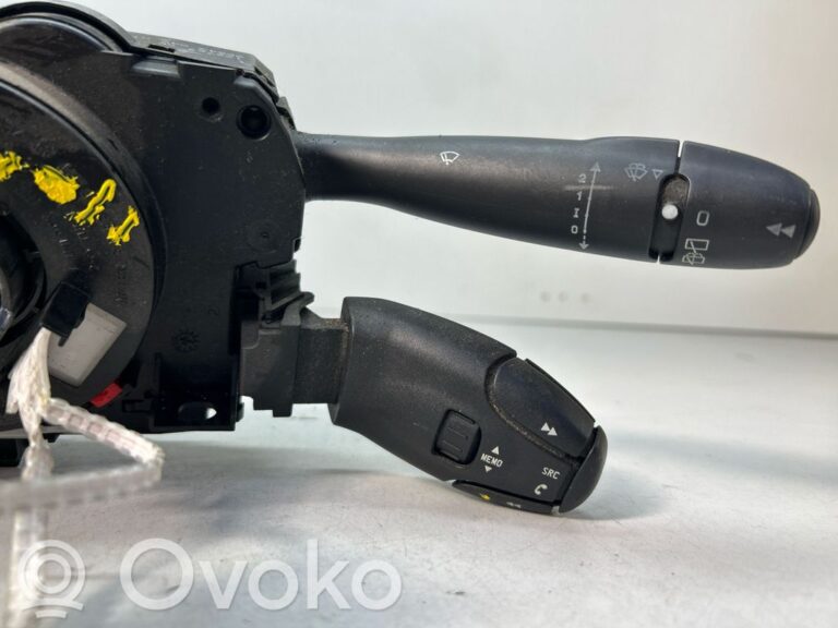 34b704a46f0e68450c8a20510e633b5b-e86b31a59cbd3456f129a1dec17a7775_wiper_turn_signal_indicator_stalk_switch