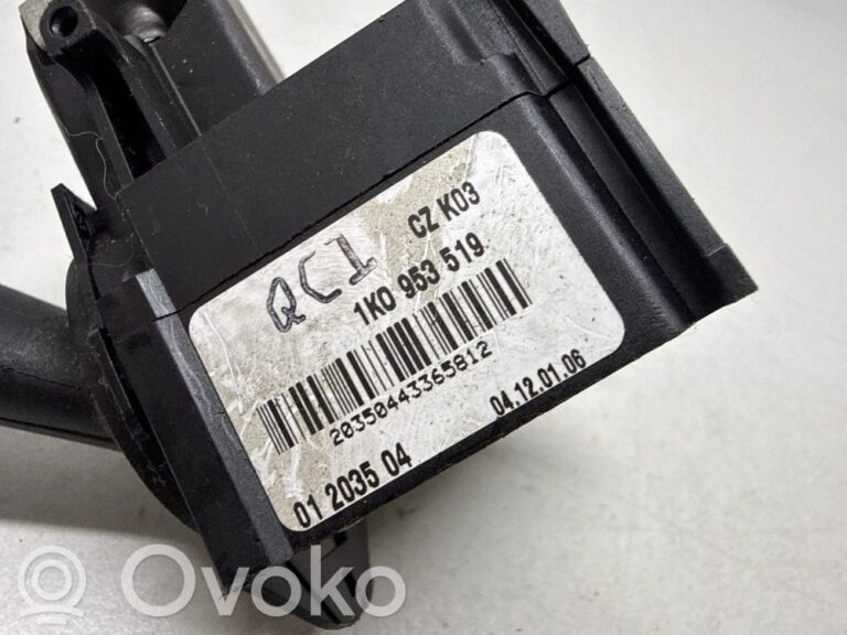 443909c02a6c127bfc62aeff24a82a05-34097987bde541451b01b58aa125e562_wiper_control_stalk