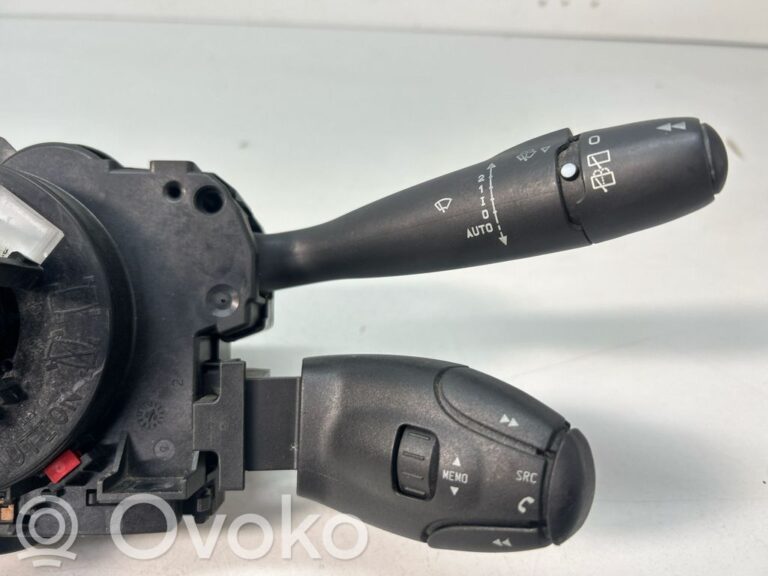 505762687e3da0a60ad935a5a8e4ee99-c4a2db8f732da1527294022126aaba01_light_switch