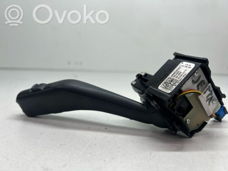 5dc40b324ad1392d8ad81d4ef2750d57-c15ba83e464442ea42f94e5cc4539f27_wiper_control_stalk