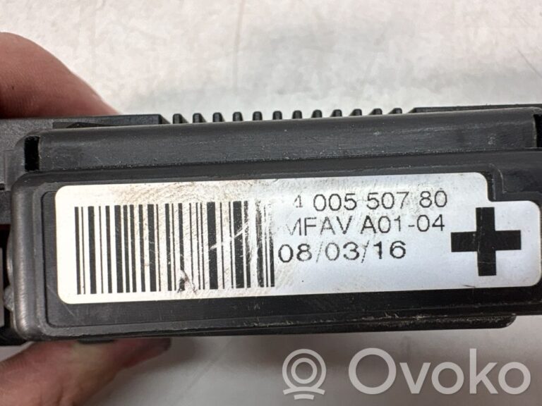 5e68df128765ed97739162e0a7dee365-5814a2cf173ffddc7e1dd37c98ed76b6_positive_wiring_loom