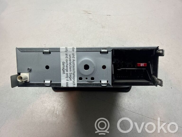 5f6e4910c3039f705de0b7f95a643cb8-bcd0804d8658596707cf7cfe502c4748_radio_cd_dvd_gps_head_unit