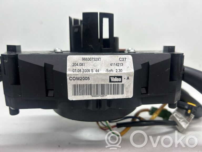 640f39556bc96ef3b135f28bb1f5cea8-39e233c5a74a7a2a72d9759c0678c89b_multifunctional_control_switch_knob