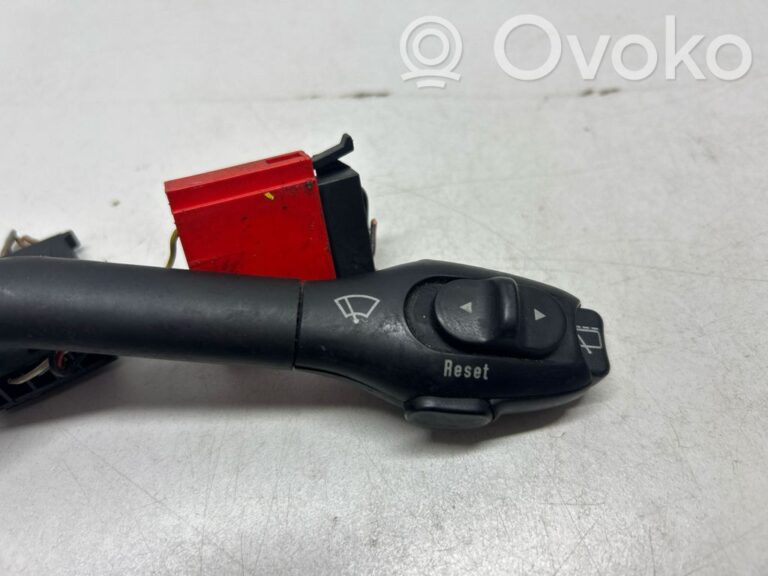 66d7c17fd7c7f0a4c6f5ff3700ab23c7-9ade645711ed851c6c9362ee7de28f1f_wiper_turn_signal_indicator_stalk_switch