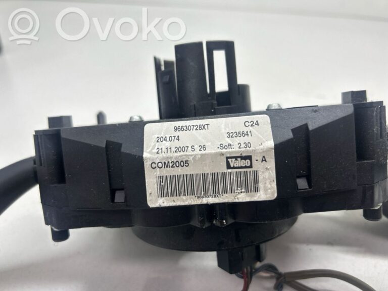 6d6a0af096db55d352cfbfd427e051d6-dd6d5f075e8cf7c9cabd6b17f86ff563_light_switch
