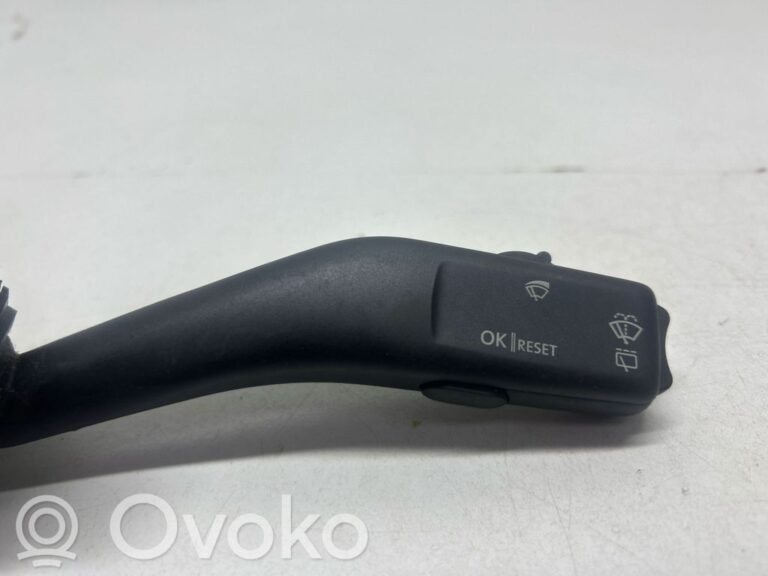 86832e8ac02993740daeac03eb120764-7814ef242d69946baffafdf5ae597fb4_wiper_control_stalk