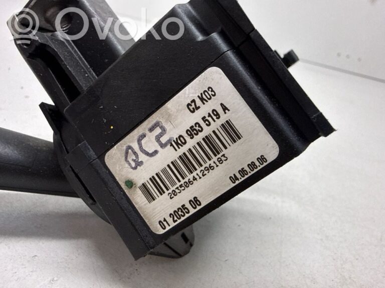 8bd62e0b6810f02077306ce536e1f865-dc35d89f3697e9395e6eb8e37e98cbdd_wiper_control_stalk