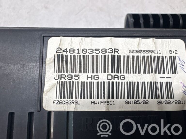 9d9b0ed0cdf21194ba60e9b4af05d782-699d96921914a13dfff4ed975492463c_speedometer__instrument_cluster_