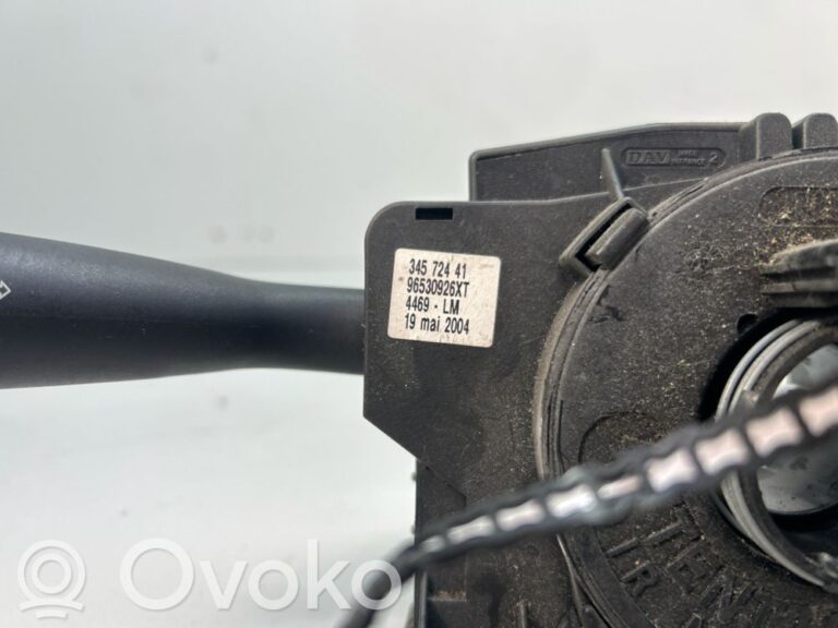 a0c748397ad8d4aa89b494e1f5c32f3b-edc41195f32285b174ede1527eea307e_wiper_control_stalk