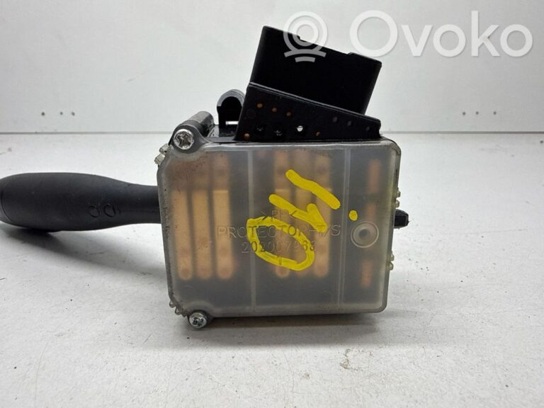 aaf7c96c179a9c428127ff10db7c0968-7dc7a2196d960f5dae67b56c40c35be2_light_switch