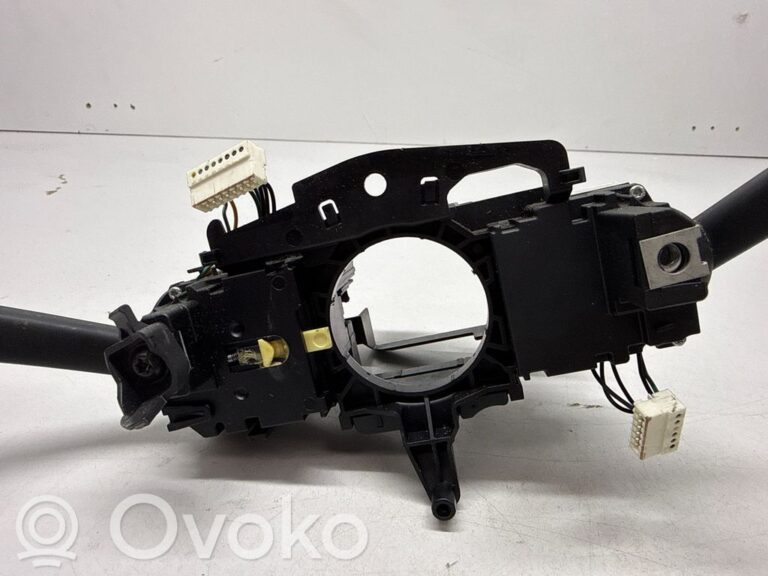 ad9b03c2a9ed9e55f4eaa5609d4fdcac-40bec21b8380ae621609bd5e878e7000_wiper_turn_signal_indicator_stalk_switch
