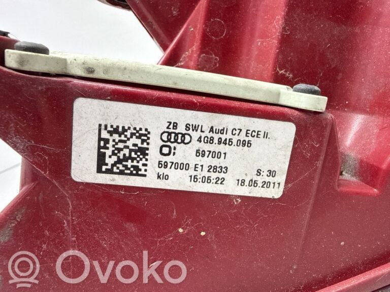 b9cbb18922d775df174e8b747a3da3d2-897b2bfb4ea8b899704e0393a4d6fe0e_rear_tail_lights